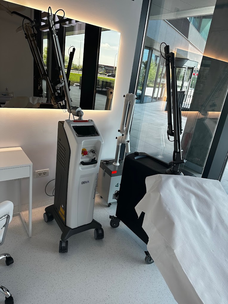 Doctor SKiN - Beauty through Science - Doctor SKiN Doctor SKiN - Beauty through Science - Doctor SKiN