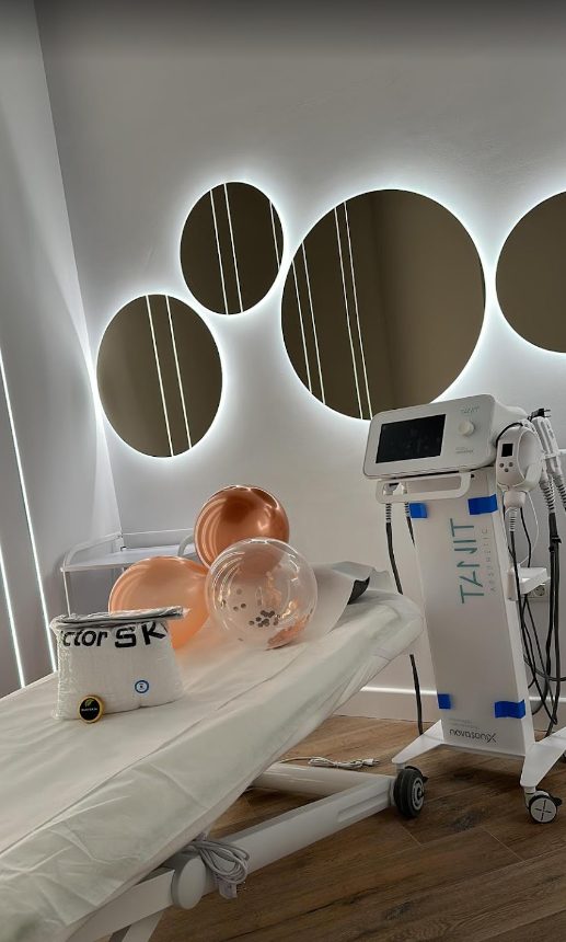 Doctor SKiN - Beauty through Science - Doctor SKiN Doctor SKiN - Beauty through Science - Doctor SKiN